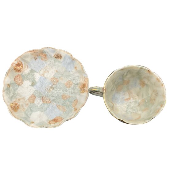 Vintage 1950s Japan Gray Gold Daisy Tea Cup & Saucer Set Demitasse 2"H X 4"D - Picture 5 of 6